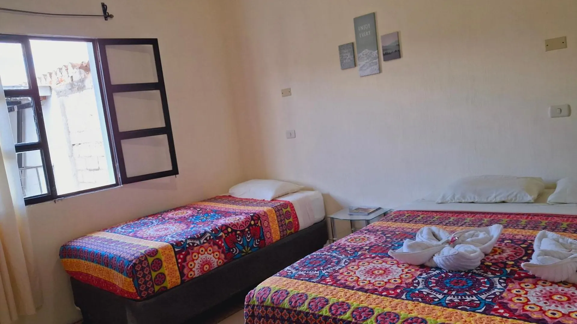 Pensionat Blue Moon Hostel Antigua