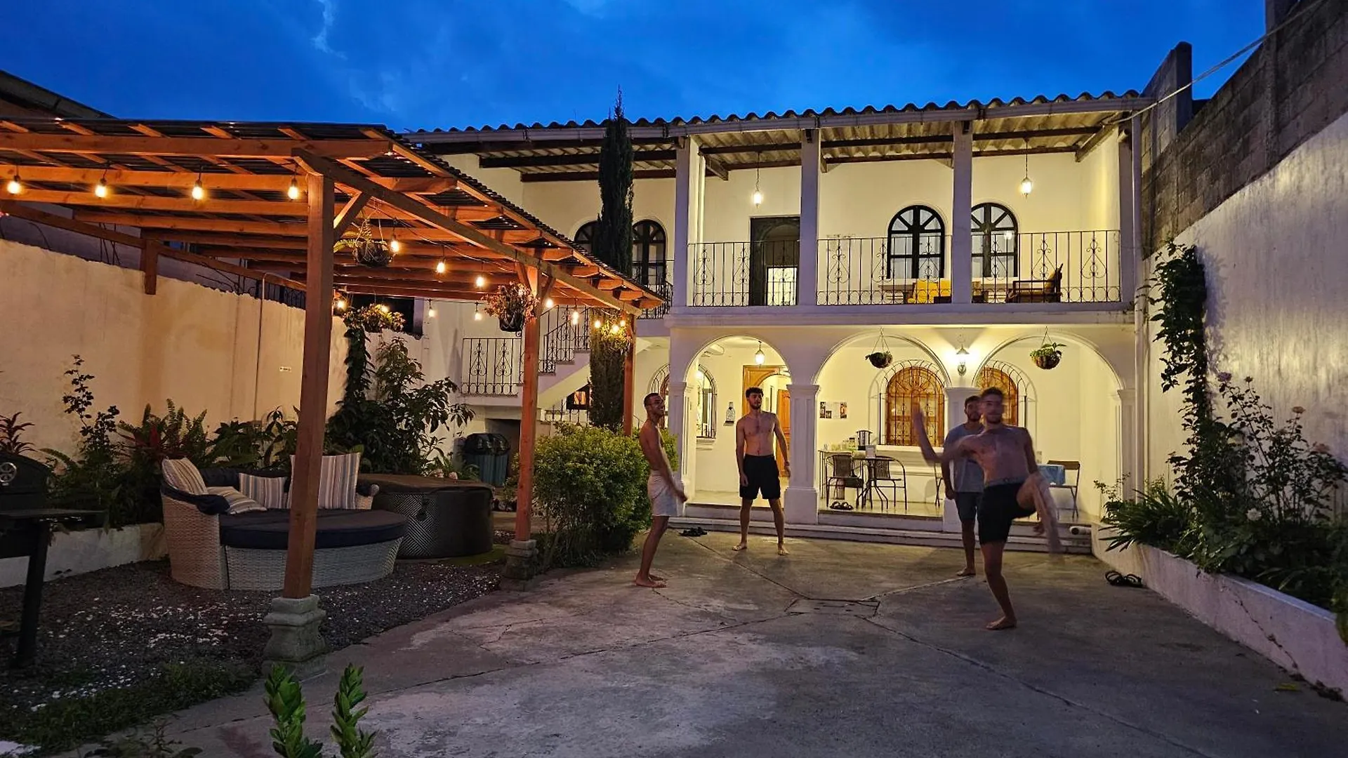 Pensionat Blue Moon Hostel Antigua Guatemala