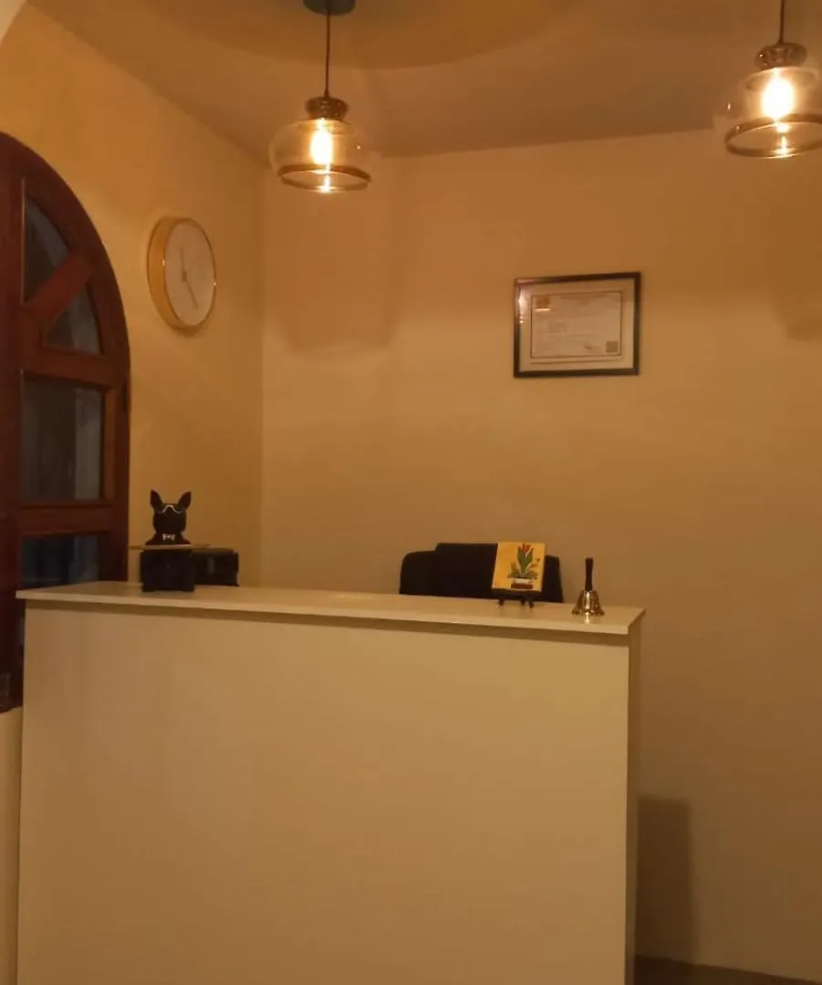 Blue Moon Hostel Antigua