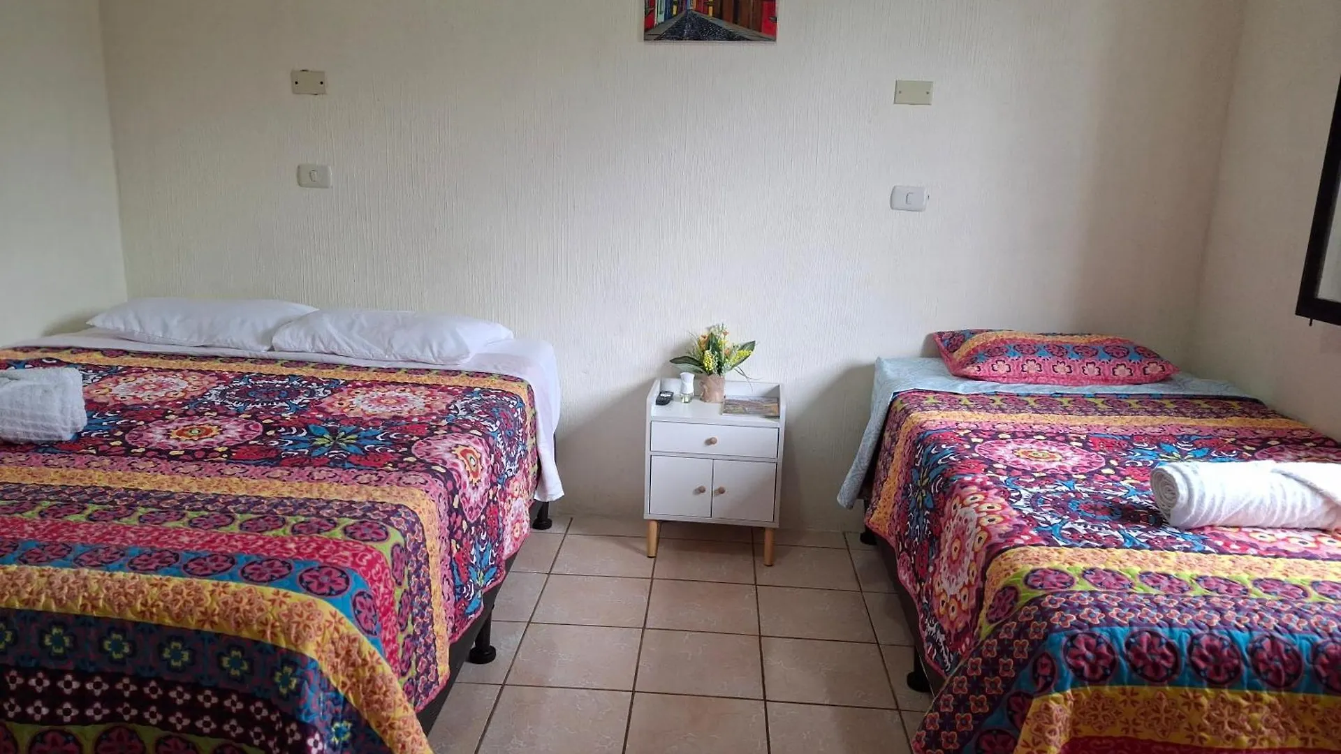 Blue Moon Hostel Antigua