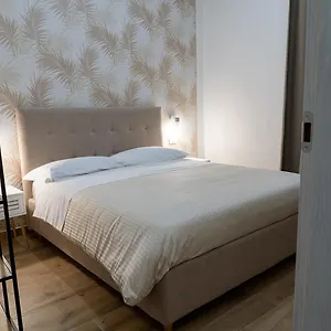 https://a-casa-di-edel.hotels-amalfi.com