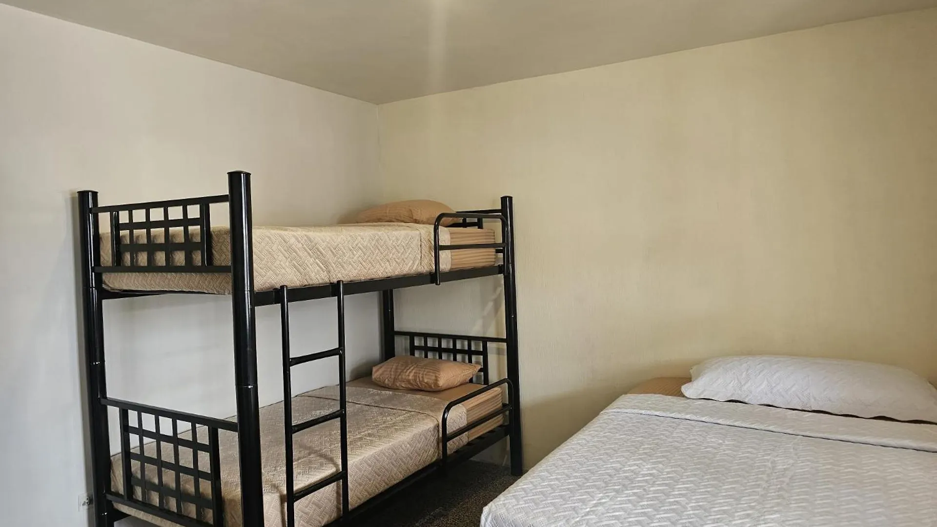 Guest house Blue Moon Hostel Antigua Guatemala